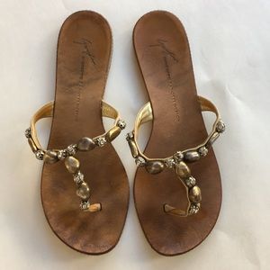 Giuseppe zanotti jeweled leather flats thongs 38